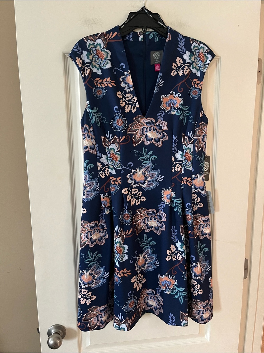 Vince Camuto Designer Floral V-Neck Navy Mid Line Dress Women’s Size 12